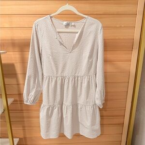 Vineyard Vines White and Tan Seersucker Dress